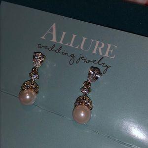 Bridal Pearl Earrings